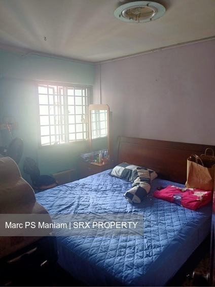 Blk 264 Jurong East Street 24 (Jurong East), HDB 3 Rooms #533324761